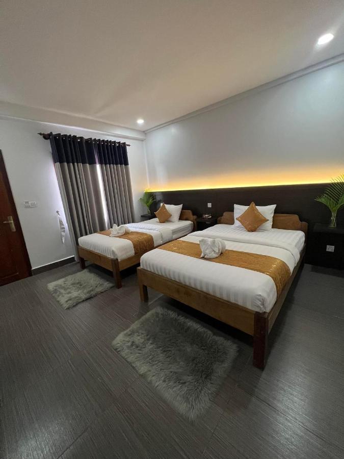 The Moon Kampot Boutique Hotel Exterior foto
