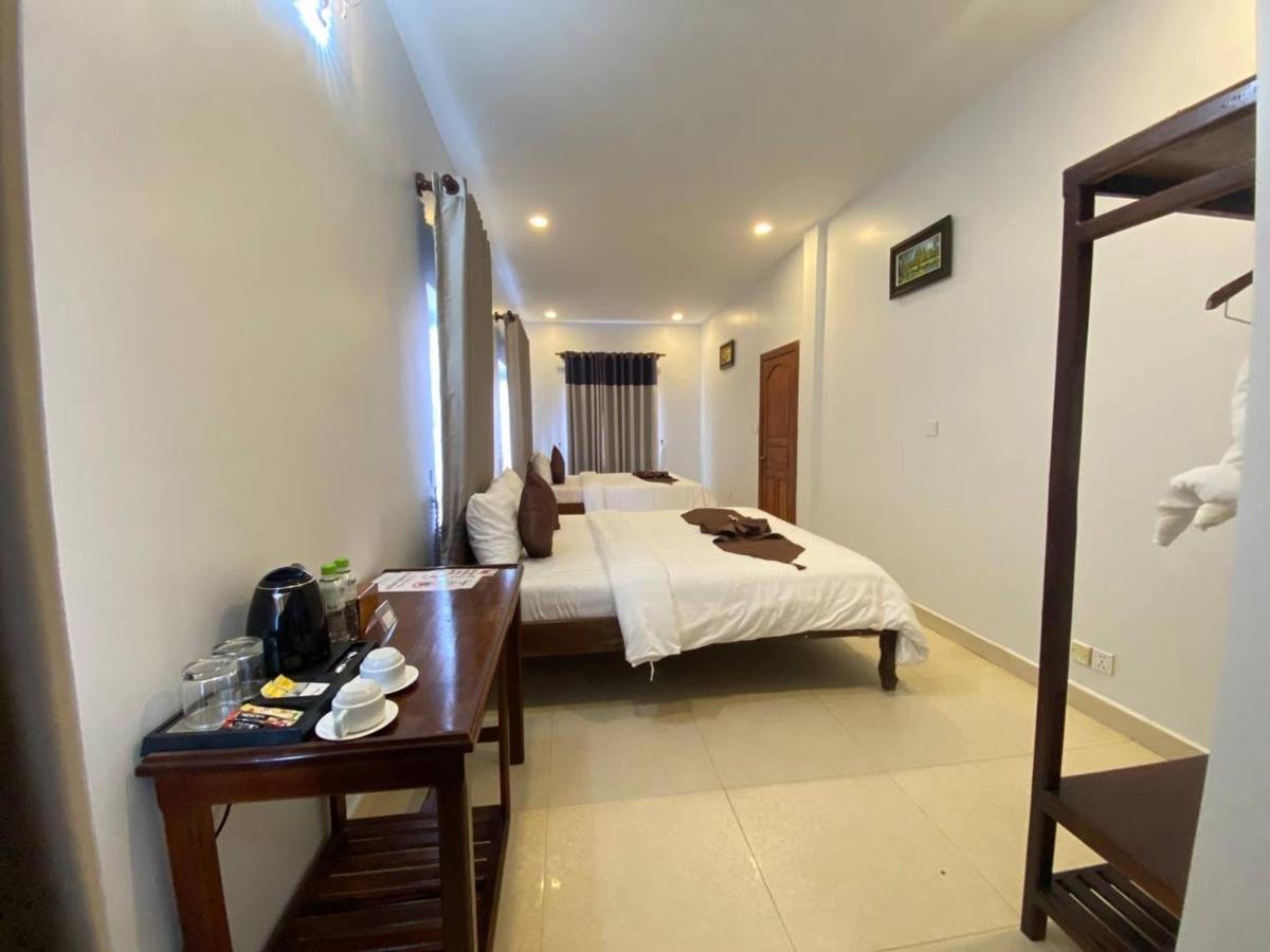 The Moon Kampot Boutique Hotel Exterior foto